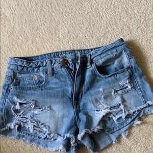 American Eagle Festival shorts